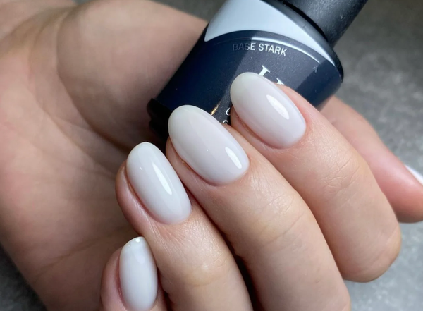 Is Luxio Base Natural The Key To Long-Lasting Manicures?